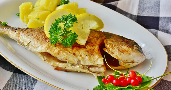 Fisch bei Gicht – Gesund oder Auslöser für einen Gichtanfall?